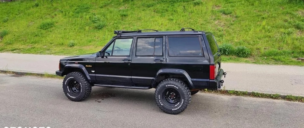 Jeep Cherokee cena 34500 przebieg: 227365, rok produkcji 1996 z Warszawa małe 379